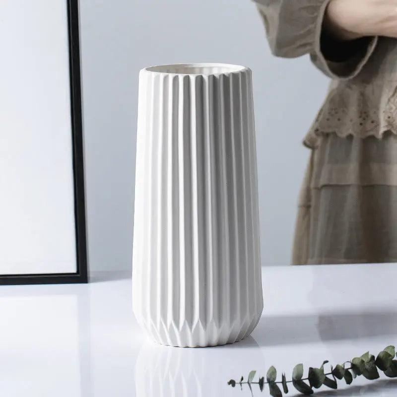 Oppdag elegansen av moderne enkelhet med vår keramikk vase kolleksjon Dropshipman